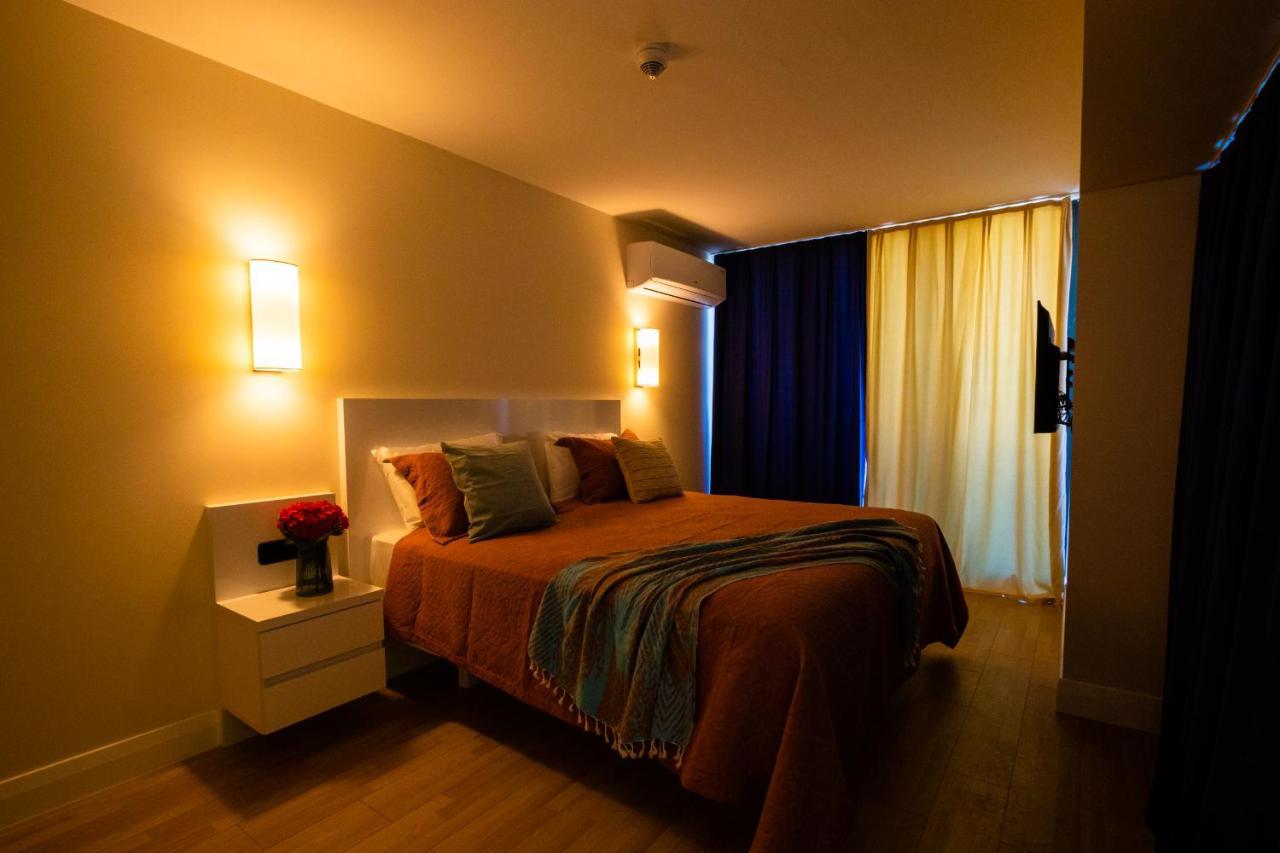 G-Point City Beach Batumi Eksteriør billede