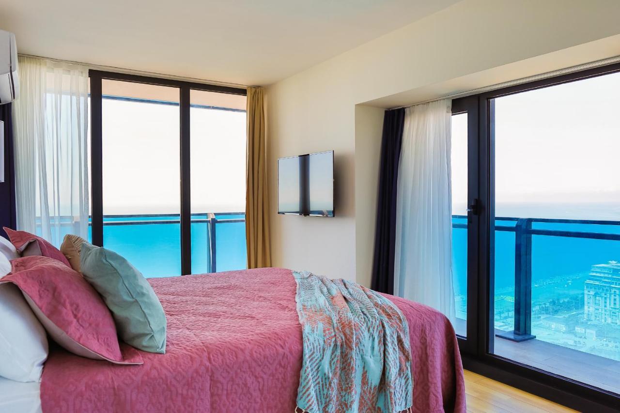 G-Point City Beach Batumi Eksteriør billede