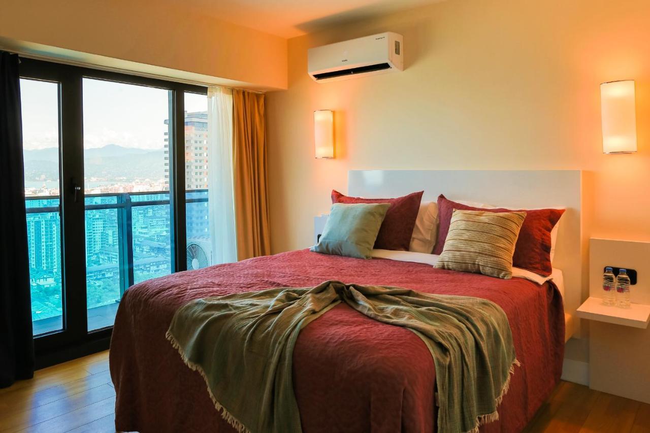 G-Point City Beach Batumi Eksteriør billede