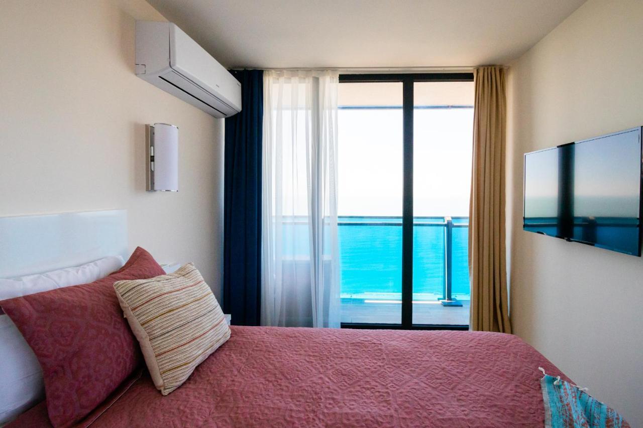 G-Point City Beach Batumi Eksteriør billede