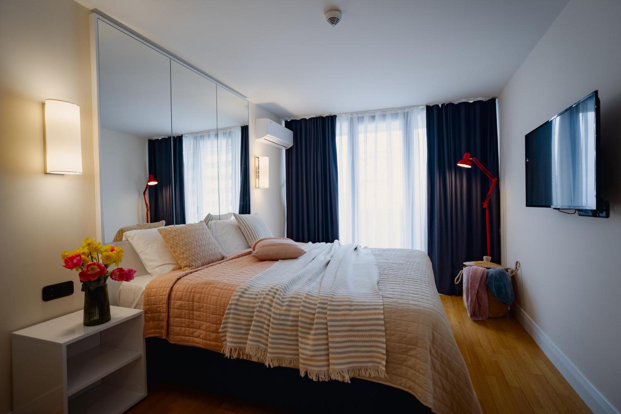 G-Point City Beach Batumi Eksteriør billede